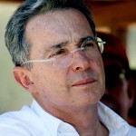 Alvaro Uribe explica la ‘agresividad’ de Darío Arizmendi, contra él y contra su gobierno. Video