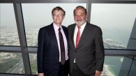 En la imagen Bill Gates (i) y el mexicano Carlos Slim Helú, los dos hombres que encabezan año tras año las listas de millonarios. EFE/Archivo