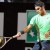 El suizo Roger Federer devuelve la bola al francés Benoit Paire durante la segunda semifinal del torneo de Roma en el Foro Italico de Roma. EFE
