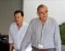 El expresidente de Colombia y líder del equipo negociador del Gobierno de Colombia, Humberto de la Calle (d), llega al Palacio de Convenciones de La Habana (Cuba). EFE