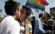 Doce personas, entre ellas cinco médicos, serán las encargadas del funcionamiento de la clínica, que abrirá de lunes a sábado y que espera atender a unas 10.000 personas al año, en su mayoría homosexuales. EFE/Archivo