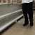 La falta de papel higiénico es la cara más visible de una nueva etapa de escasez que atraviesa Venezuela, donde a menudo los consumidores deben recorrer varios supermercados para conseguir lo que buscan. EFE/Archivo