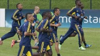 Los jugadores de la selección de fútbol de Colombia participan en un entranamiento como preparación para sus juegos contra Argentina y Perú por las eliminatorias suramericanas al Mundial Brasil 2014. EFE