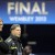 El entrenador del Borussia Dortmund, Jurgen Klopp (i) y el director deportivo Michael Zorc (2i) durante el entrenamiento del equipo en el estadio de Wembley, Londres, Reino Unido, este viernes, en donde hoy se disputará la final de la Liga de Campeones contra el Bayer de Múnich. EFE