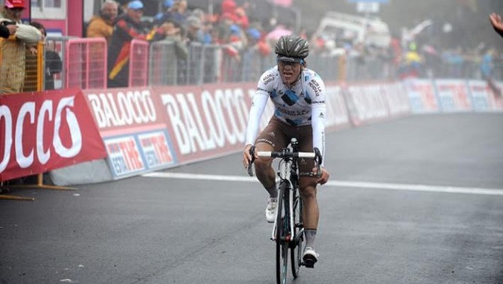 Colombiano Carlos Alberto Bentancur en Galivier