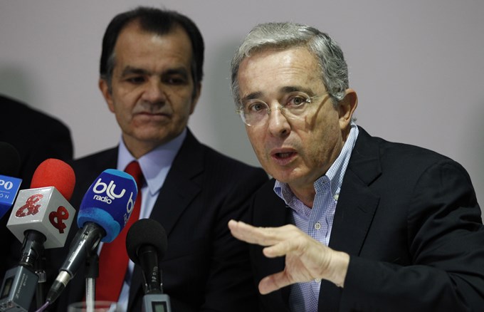 uribe1 Copiar Alvaro Uribe, el más valorado de los candidatos al Senado