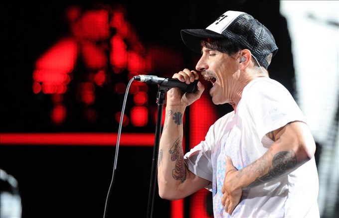 Red Hot Chili Peppers, Banda Invitada