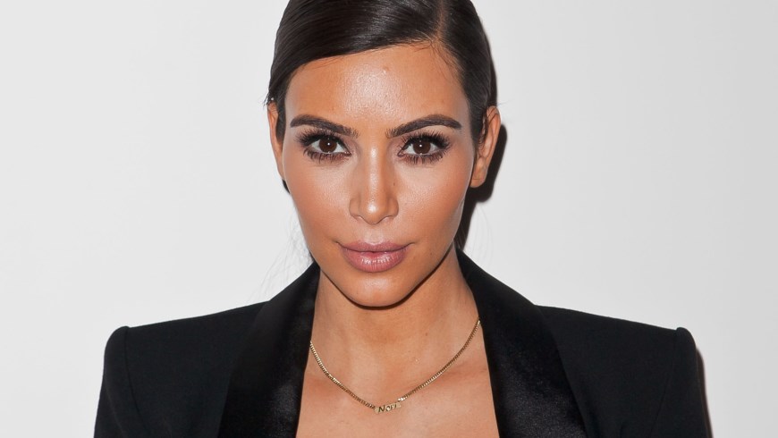 Kim Carda SIN PHOTOSHOP: Se conoce la foto original de la polémica portada de Kim ...