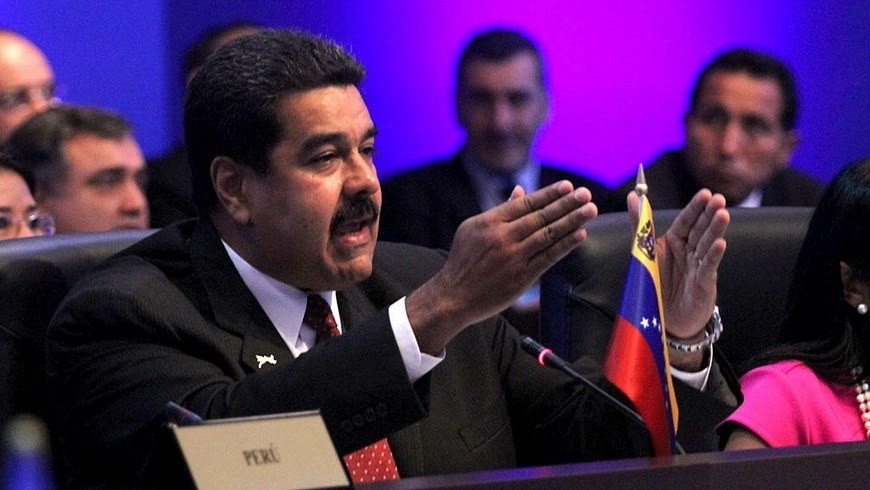 Maduro confirmó encuentro con Obama y abrió la puerta a más contactos 2 Fotografía cedida por Presidencia de Panamá de la intervención del presidente de Venezuela, Nicolás Maduro, hoy, sábado 11 de abril de 2015, durante la sesión plenaria de la VII Cumbre de jefes de Estado y de Gobierno de las Américas. EFE