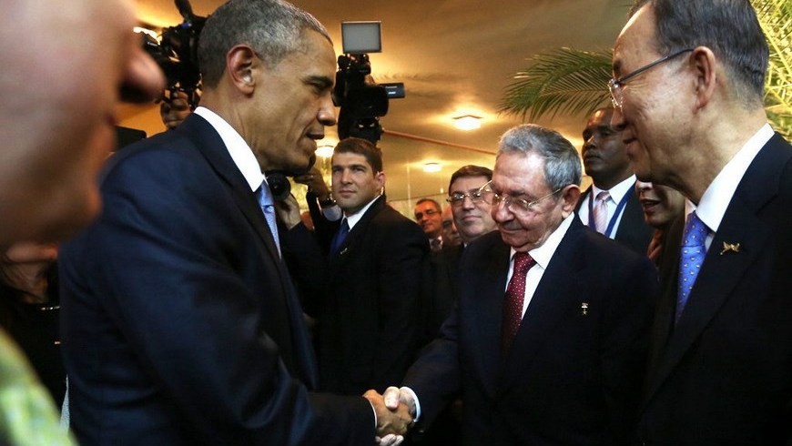 Los 10 momentos más hablados de la "cumbre de la reconciliación" de Panamá 4 Obama y Castro