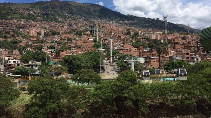 Panorámica de Medellín. Barrio Acevedo