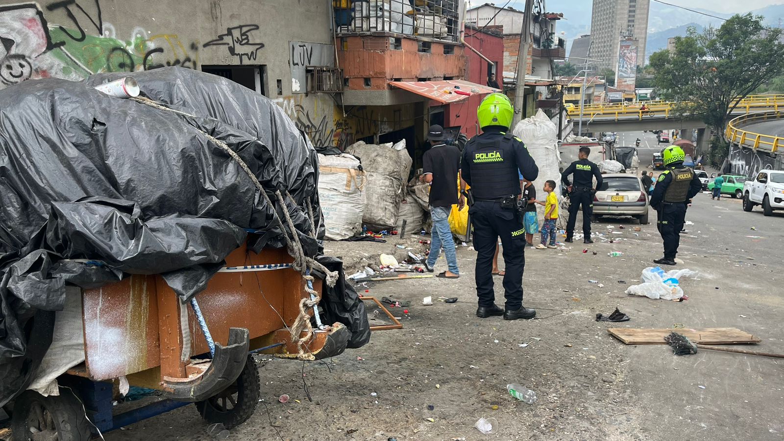 Operativo en Niquitao: Chatarrerías selladas y acciones de embellecimiento en espacios públicos