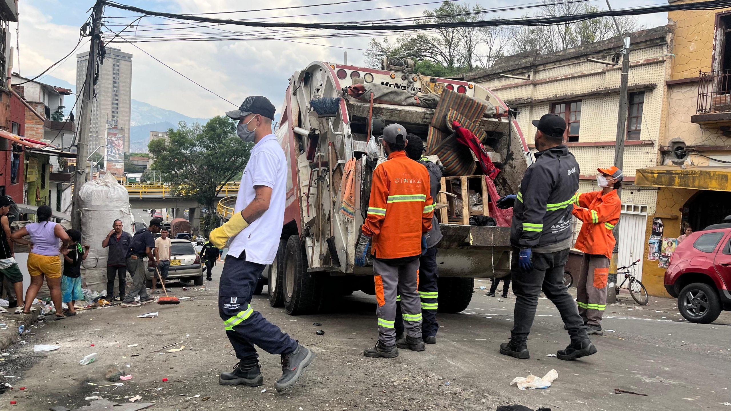 Operativo en Niquitao: Chatarrerías selladas y acciones de embellecimiento en espacios públicos