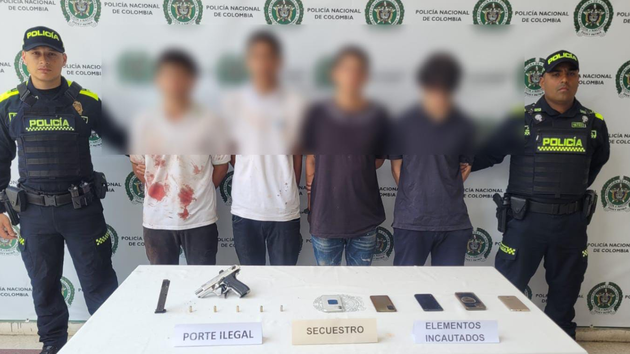 Rescataron a un ciudadano que iba secuestrado en un carro